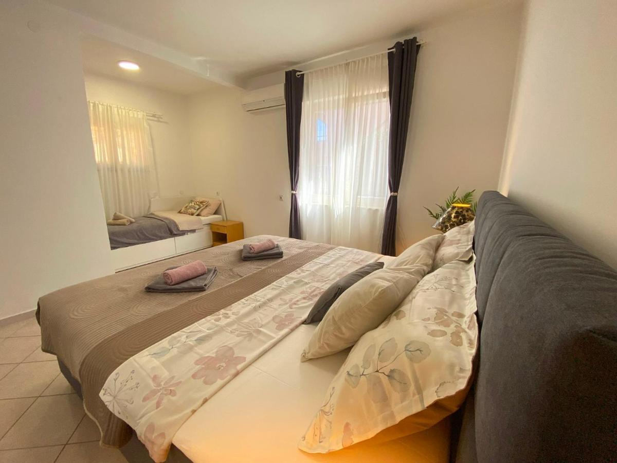 Aurelis Apartments Пореч Экстерьер фото