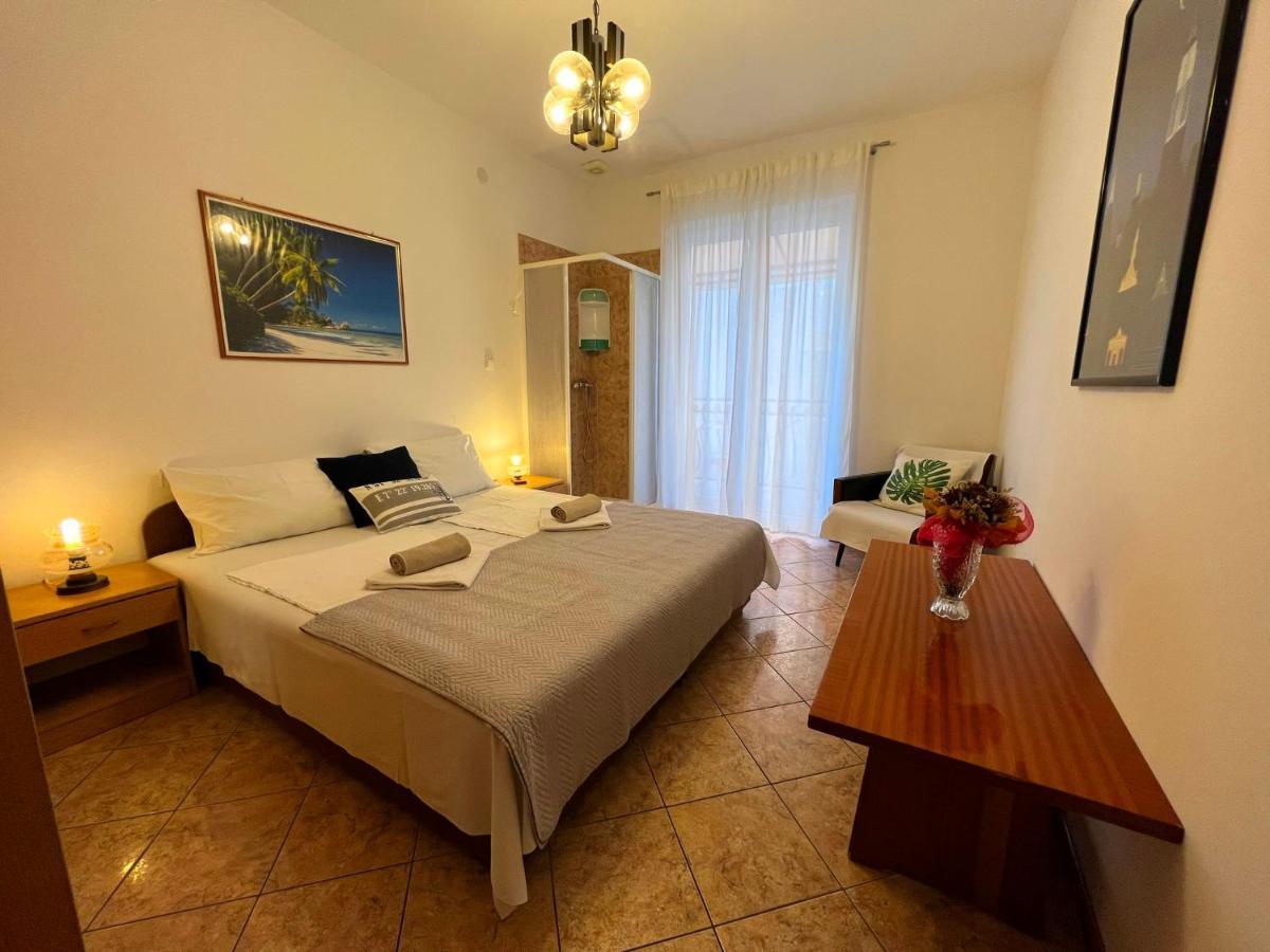 Aurelis Apartments Пореч Экстерьер фото