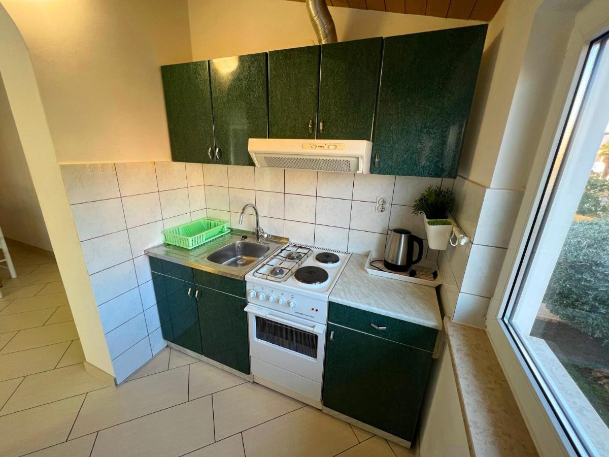 Aurelis Apartments Пореч Экстерьер фото