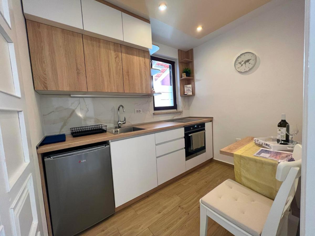 Aurelis Apartments Пореч Экстерьер фото